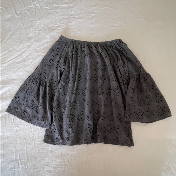 blouse - Picture 3 of 4